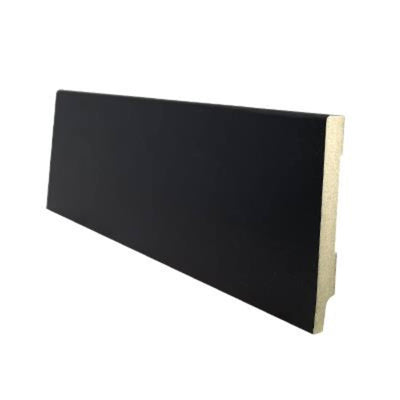 Plint RAL9005 Voorgelakt 90x12mm 244cm