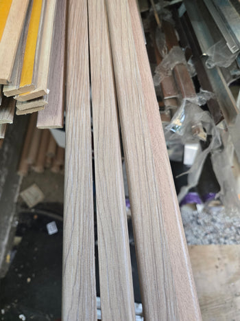 27 stuks plakplinten E034 ac 1494
