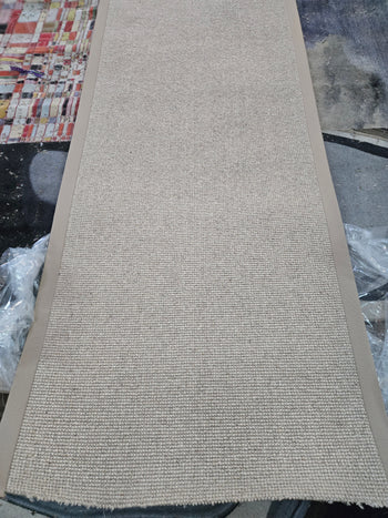 740x106 wollen tapijt loper gebandeerd