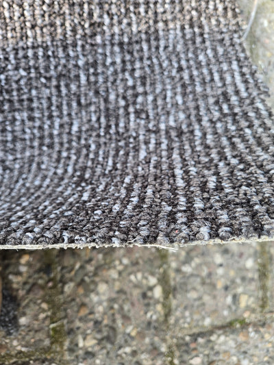 1055x400 sterk tapijt 100%Polyamide C29/4